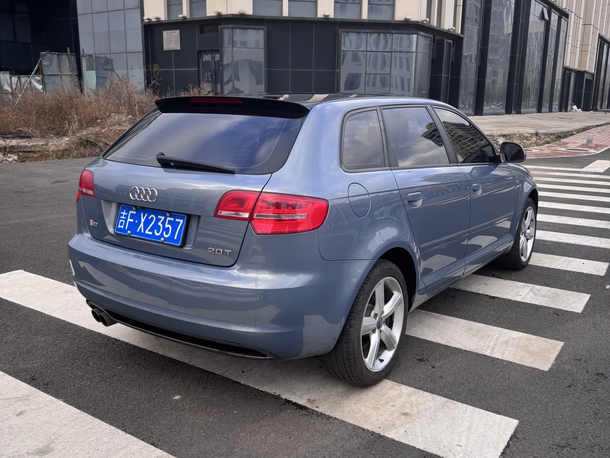 2010年12月奧迪 奧迪A3  2010款 Sportback 1.8T 豪華型