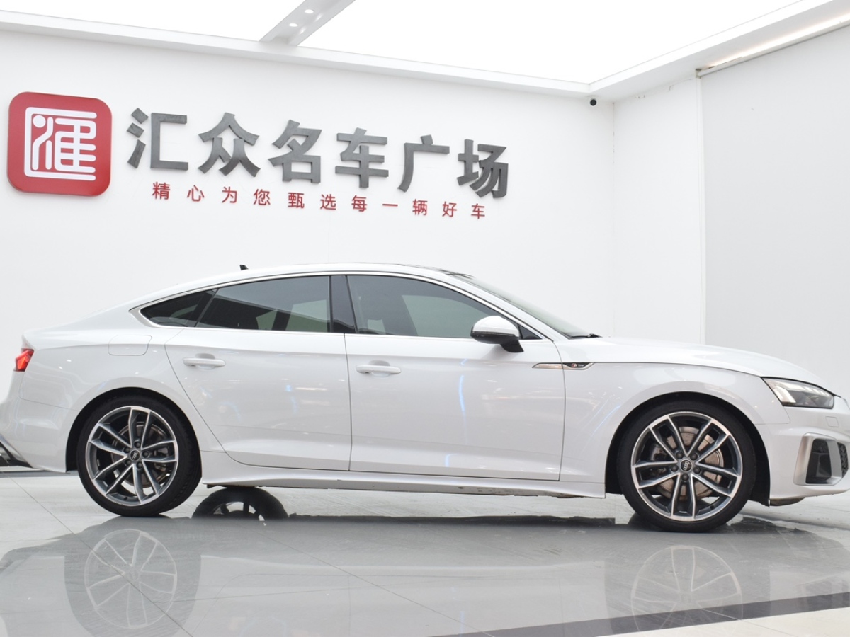 奧迪 奧迪A5  2021款 Sportback 40 TFSI quattro 豪華動感型圖片