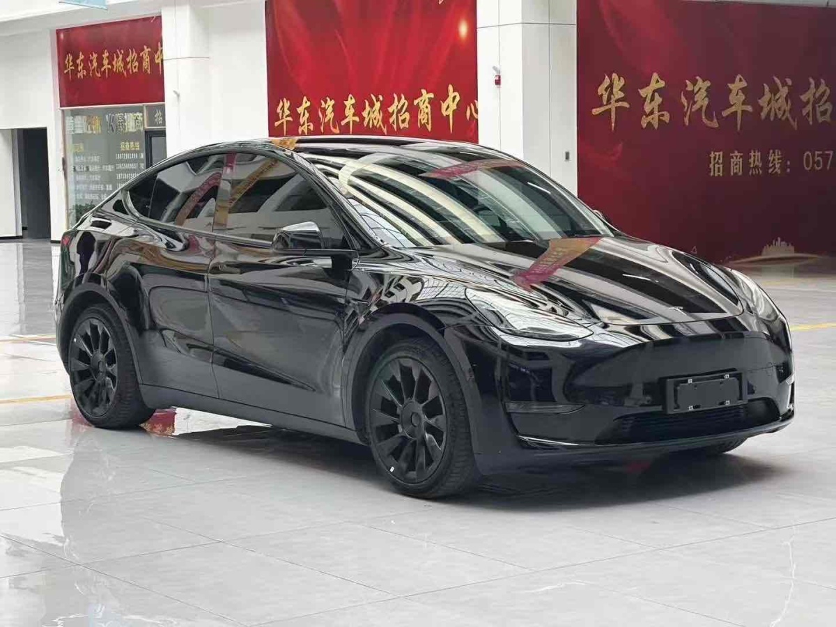 特斯拉 Model 3  2021款 改款 標(biāo)準(zhǔn)續(xù)航后驅(qū)升級(jí)版圖片