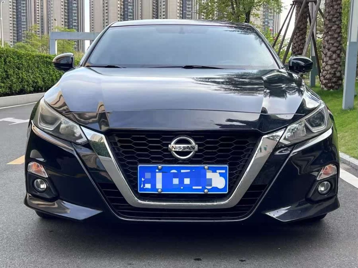 日產(chǎn) 天籟  2020款 改款 2.0L XE 時尚版圖片