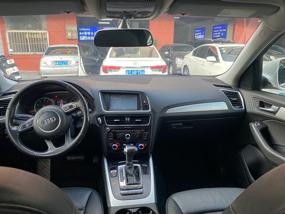 奧迪 奧迪Q5  2015款 40 TFSI 技術(shù)型圖片