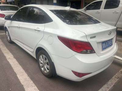 2014年3月 現(xiàn)代 瑞納 1.4L 手動智能型GLS圖片