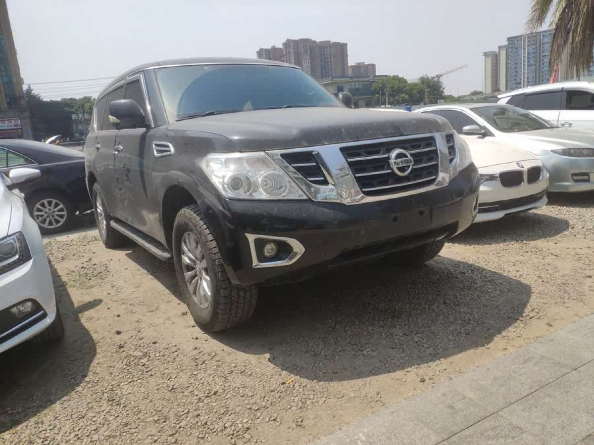 日產(chǎn) 途樂  2018款 4.0L 領(lǐng)英型圖片