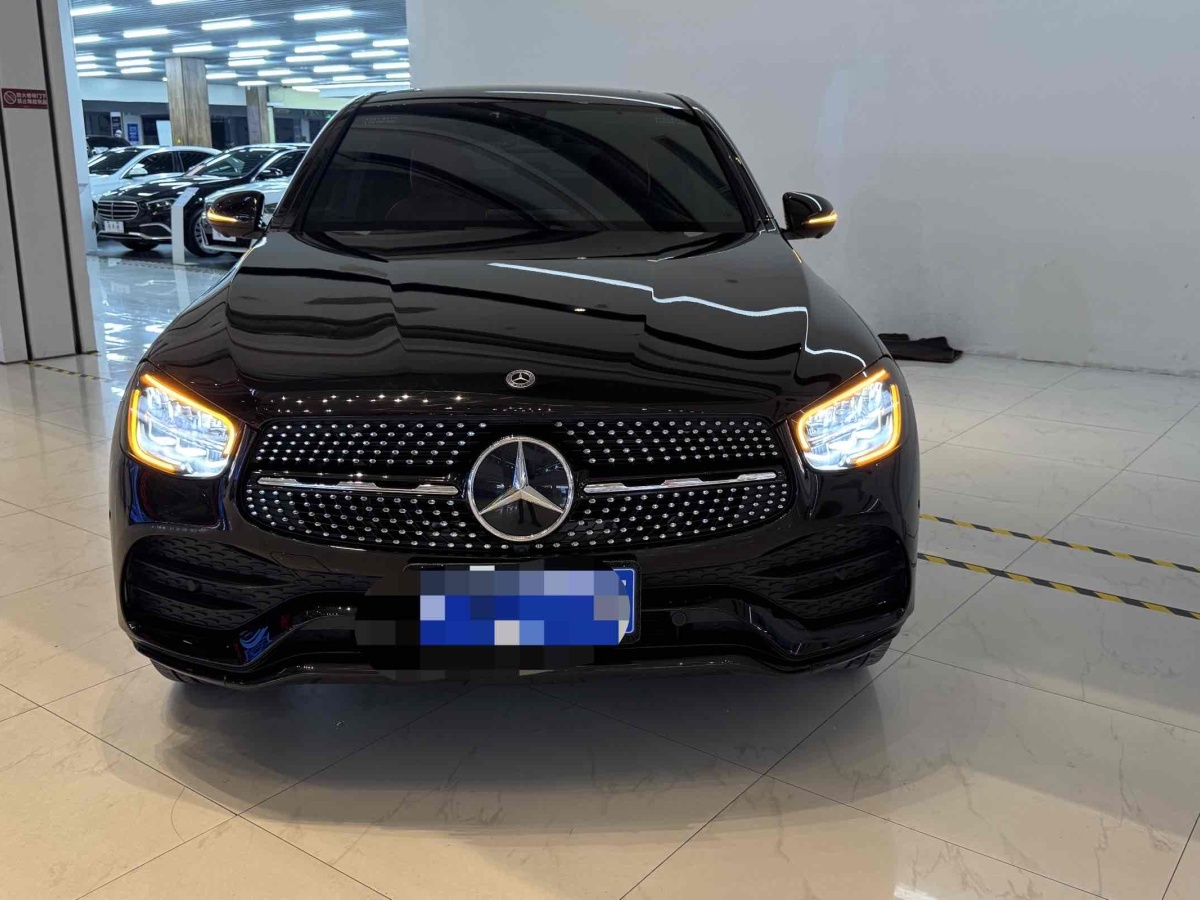 2022年6月奔馳 奔馳GLC  2022款 改款 GLC 260 4MATIC 轎跑SUV