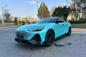 長安UNI-V 長安 2.0T 領(lǐng)速版