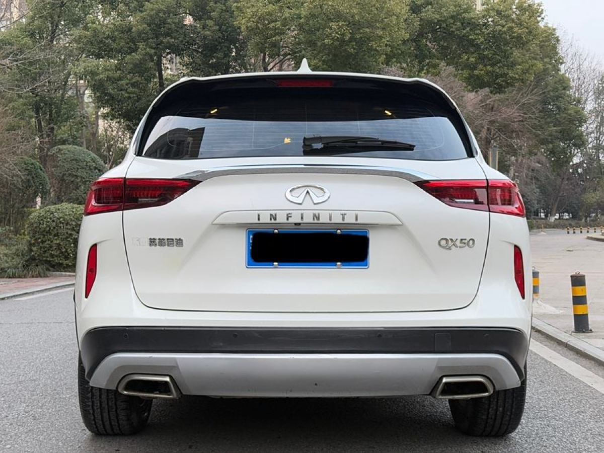 英菲尼迪 QX50  2018款 2.0T 兩驅時尚版圖片