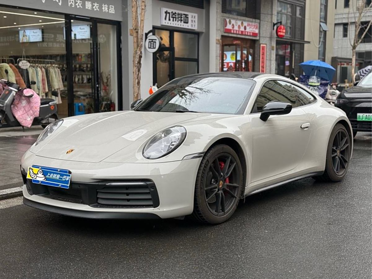 2022年6月保時(shí)捷 911  2022款 Carrera 3.0T