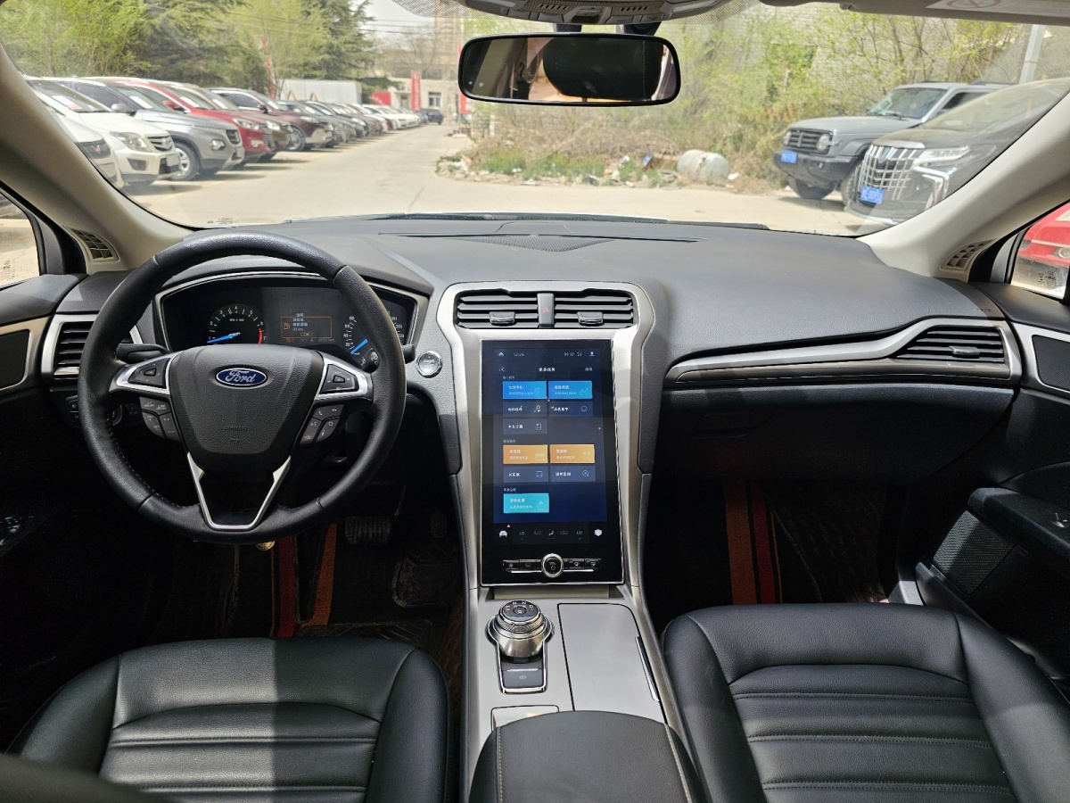 福特 蒙迪歐  2020款 EcoBoost 180 時(shí)尚型圖片