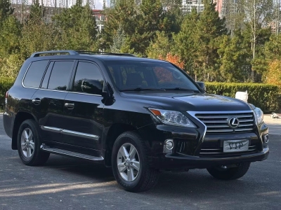 2013年1月 雷克薩斯 LX 570圖片