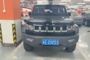 BJ40 北京 40L 2.3T 手動(dòng)四驅(qū)環(huán)塔冠軍版