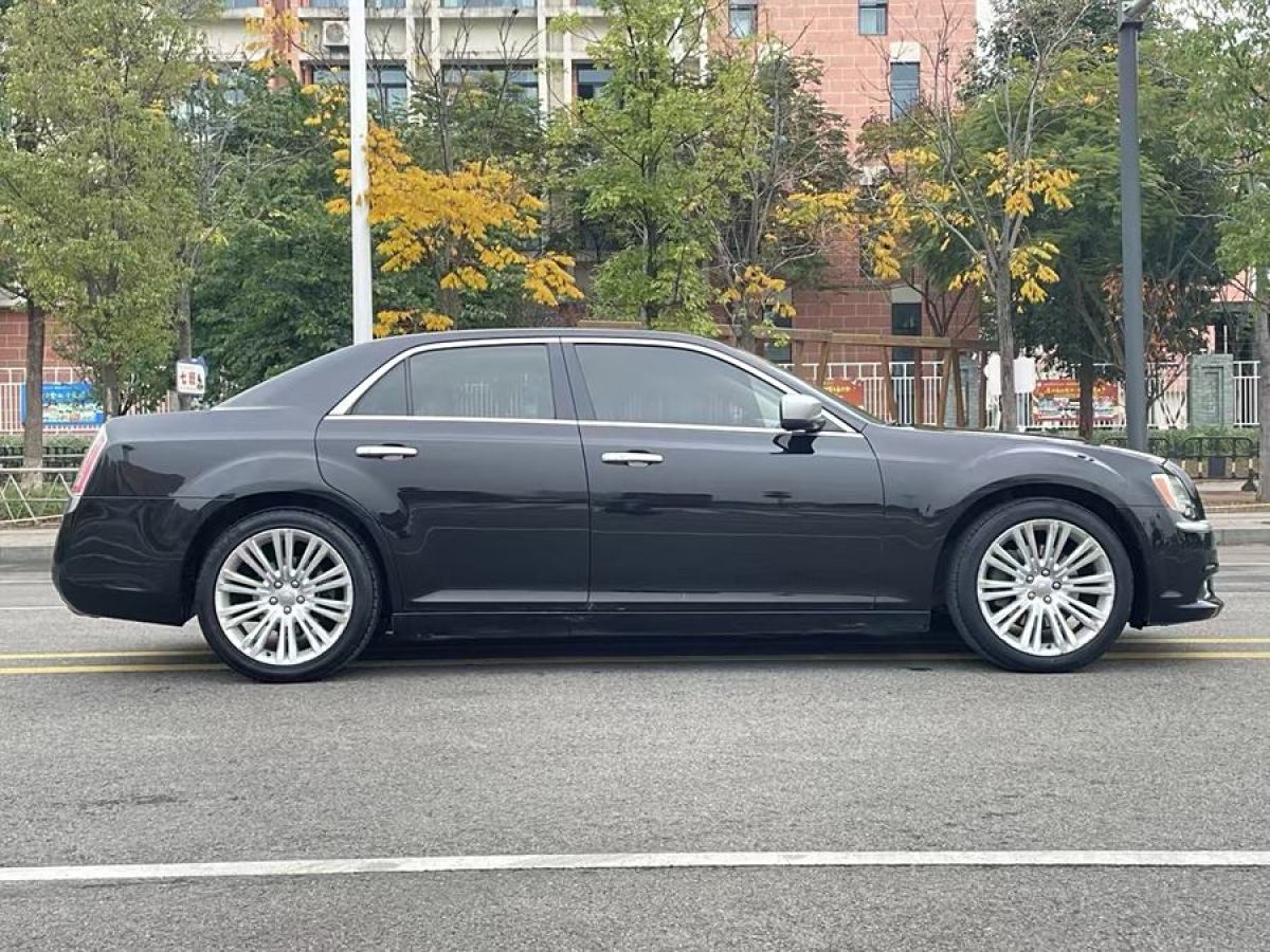 克萊斯勒 300C  2013款 3.6L 尊崇版圖片