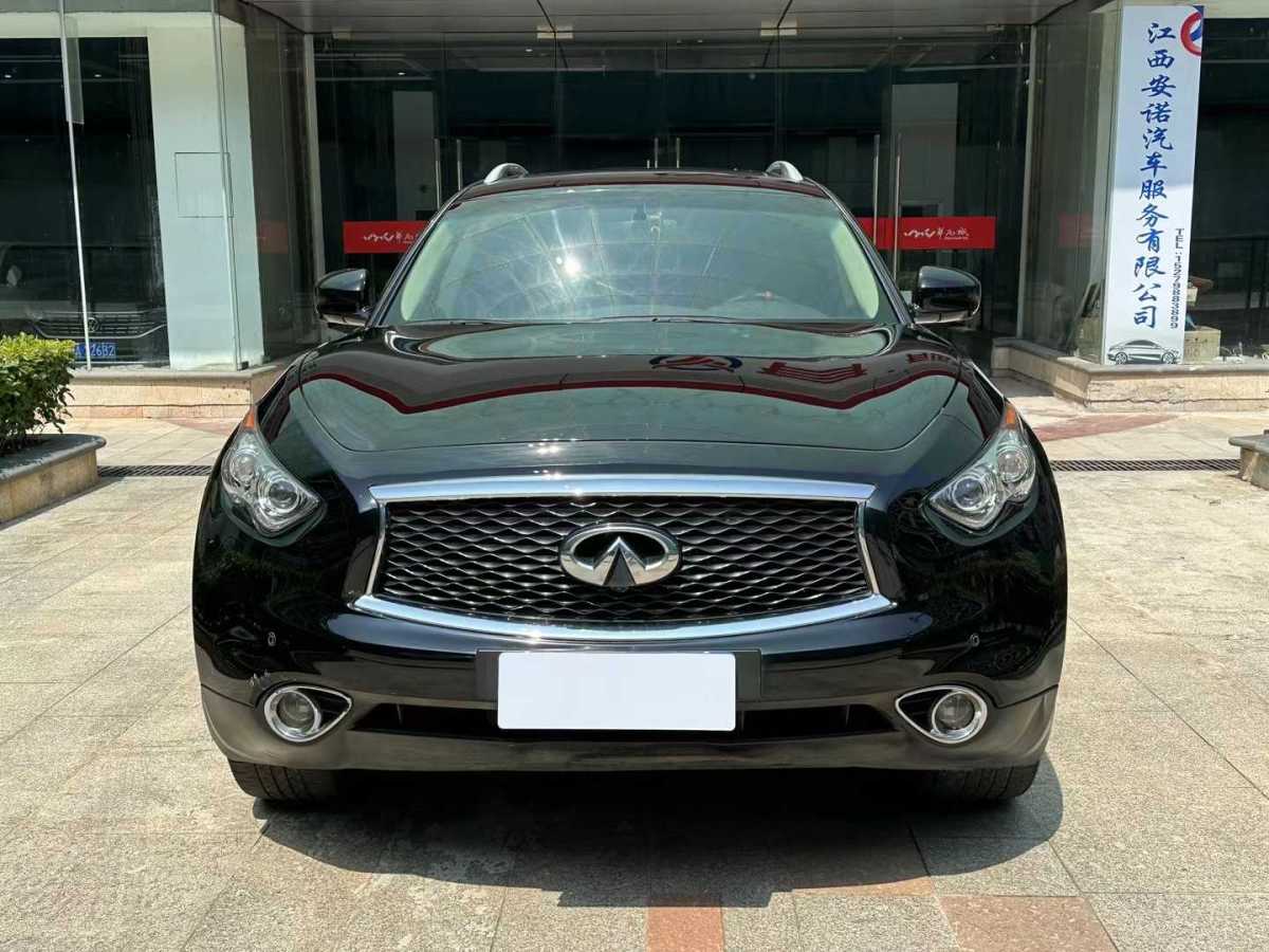 英菲尼迪 QX70  2013款 3.7L 標(biāo)準(zhǔn)版圖片