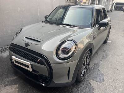 2022年12月 MINI MINI 2.0T COOPER S 藝術(shù)家 五門版圖片