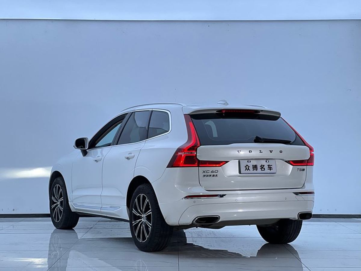 沃爾沃 XC60  2020款 T5 四驅智遠豪華版圖片