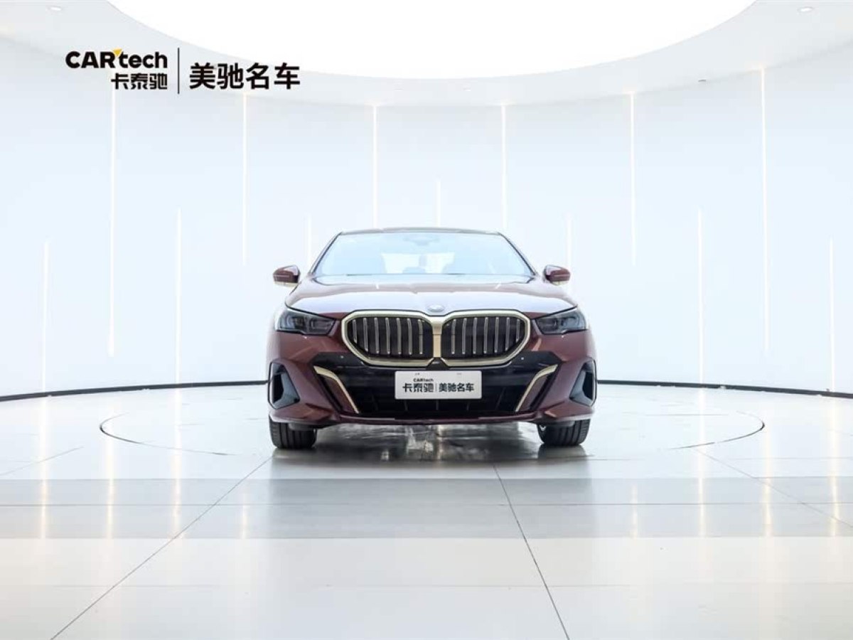 寶馬 寶馬5系  2024款 530Li 領(lǐng)先型 M運動套裝圖片
