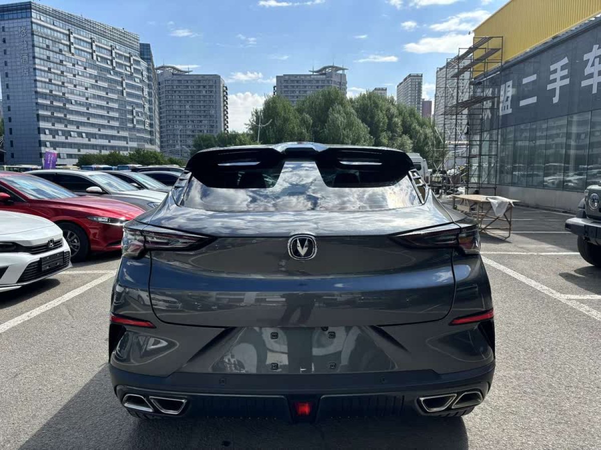 長安 UNI-T  2022款 1.5T 尊貴型圖片