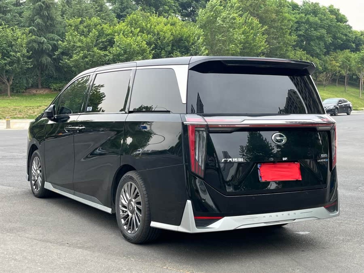廣汽傳祺 M8  2024款 宗師系列 雙擎 至尊版圖片