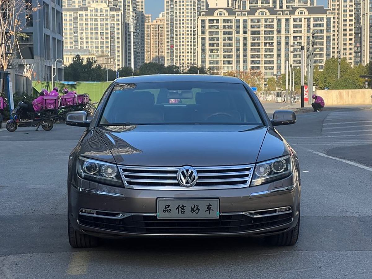 大眾 輝騰  2011款 3.6L V6 4座加長(zhǎng)Individual版圖片