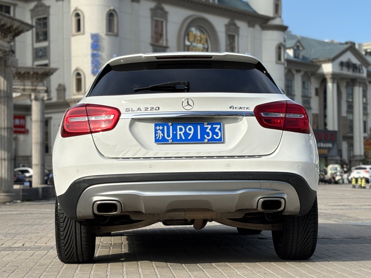 奔馳 奔馳GLA  2016款 GLA 220 4MATIC 時(shí)尚型圖片