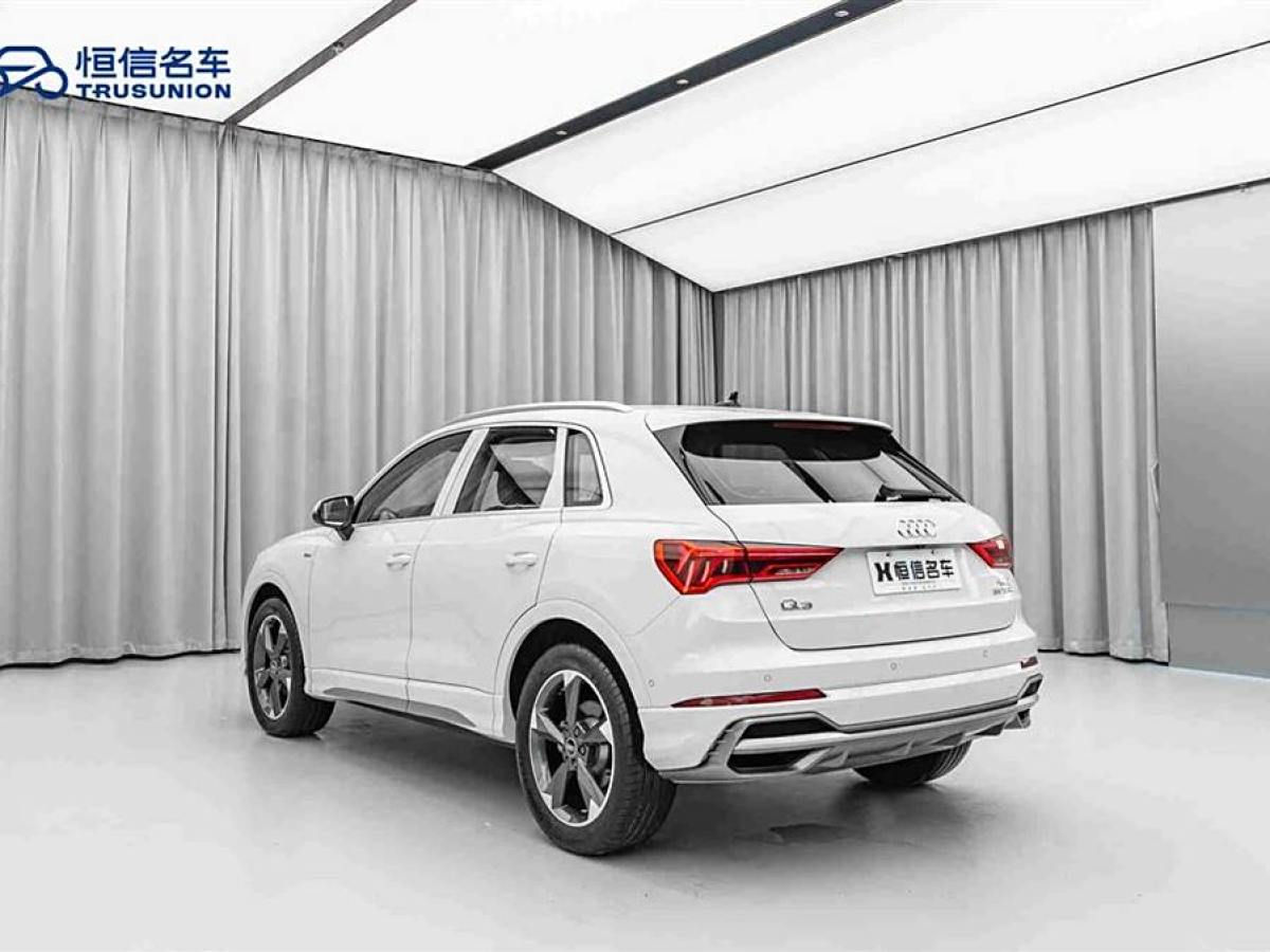 奧迪 奧迪Q3  2023款 35 TFSI 時(shí)尚動(dòng)感型（1.5T）圖片