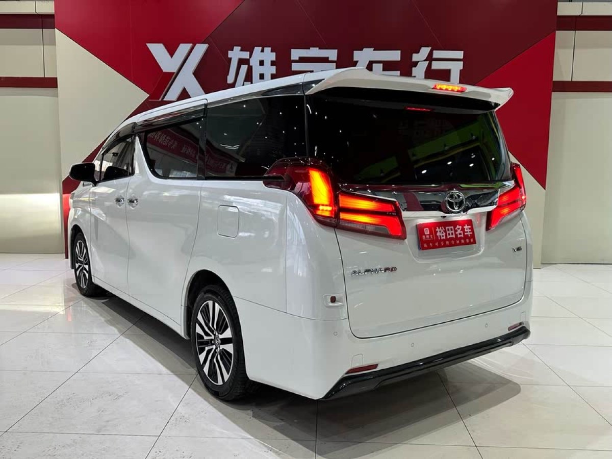 豐田 埃爾法  2018款 改款 3.5L 豪華版圖片
