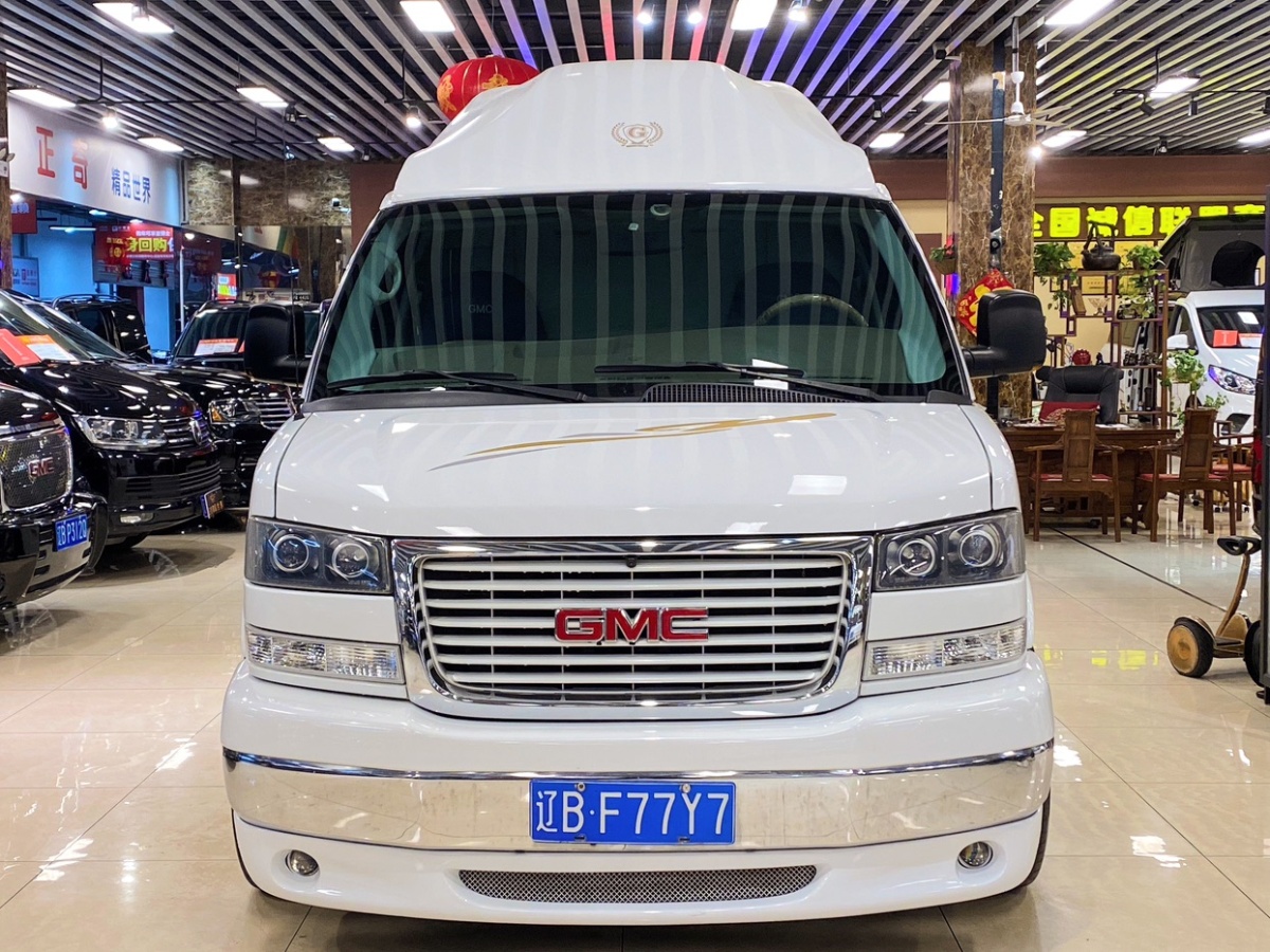 GMC SAVANA  2015款 6.0L G660L 兩驅(qū)雅尊版圖片