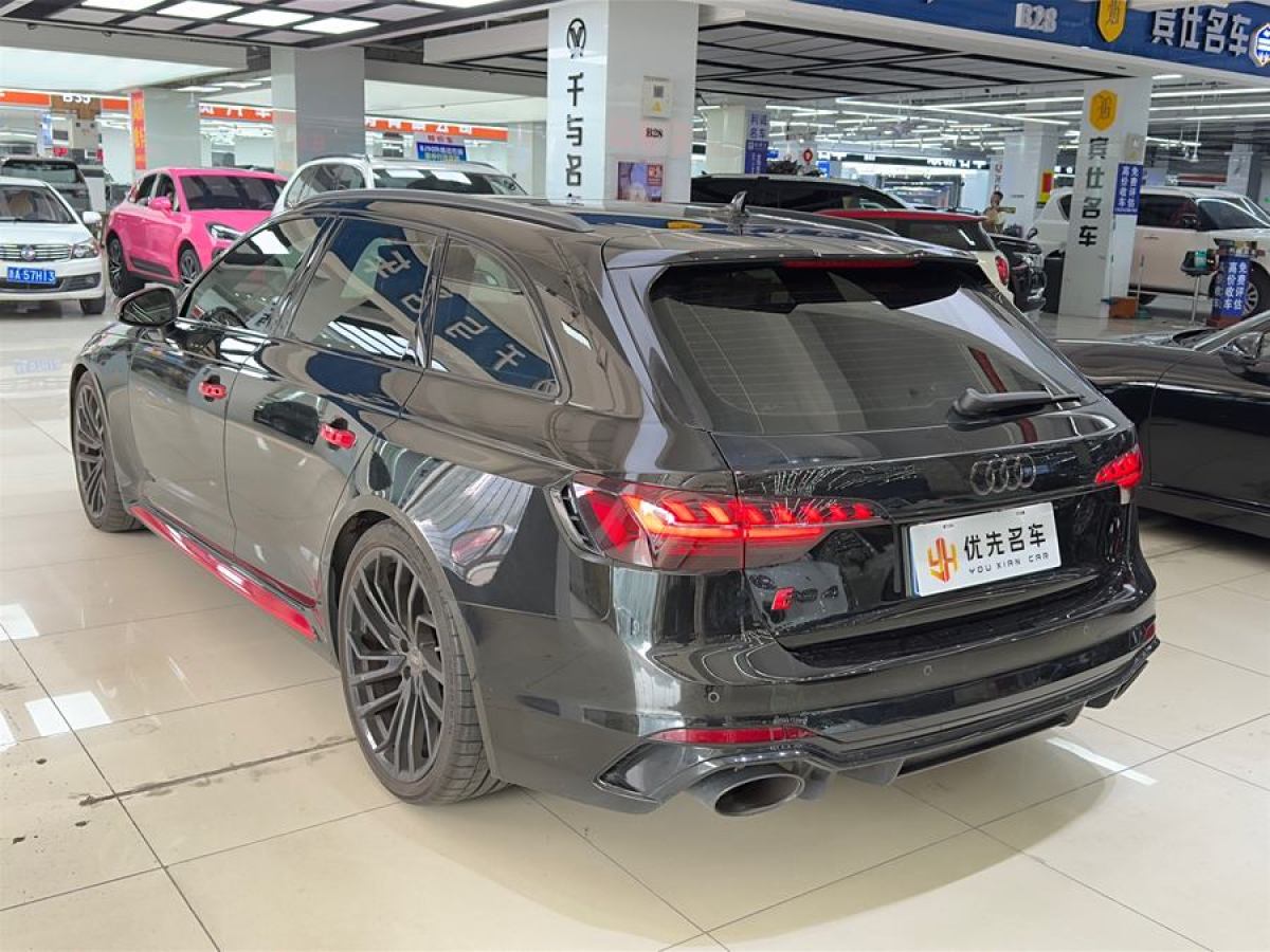 奧迪 奧迪RS 4  2022款 RS4 Avant 黑曜版圖片