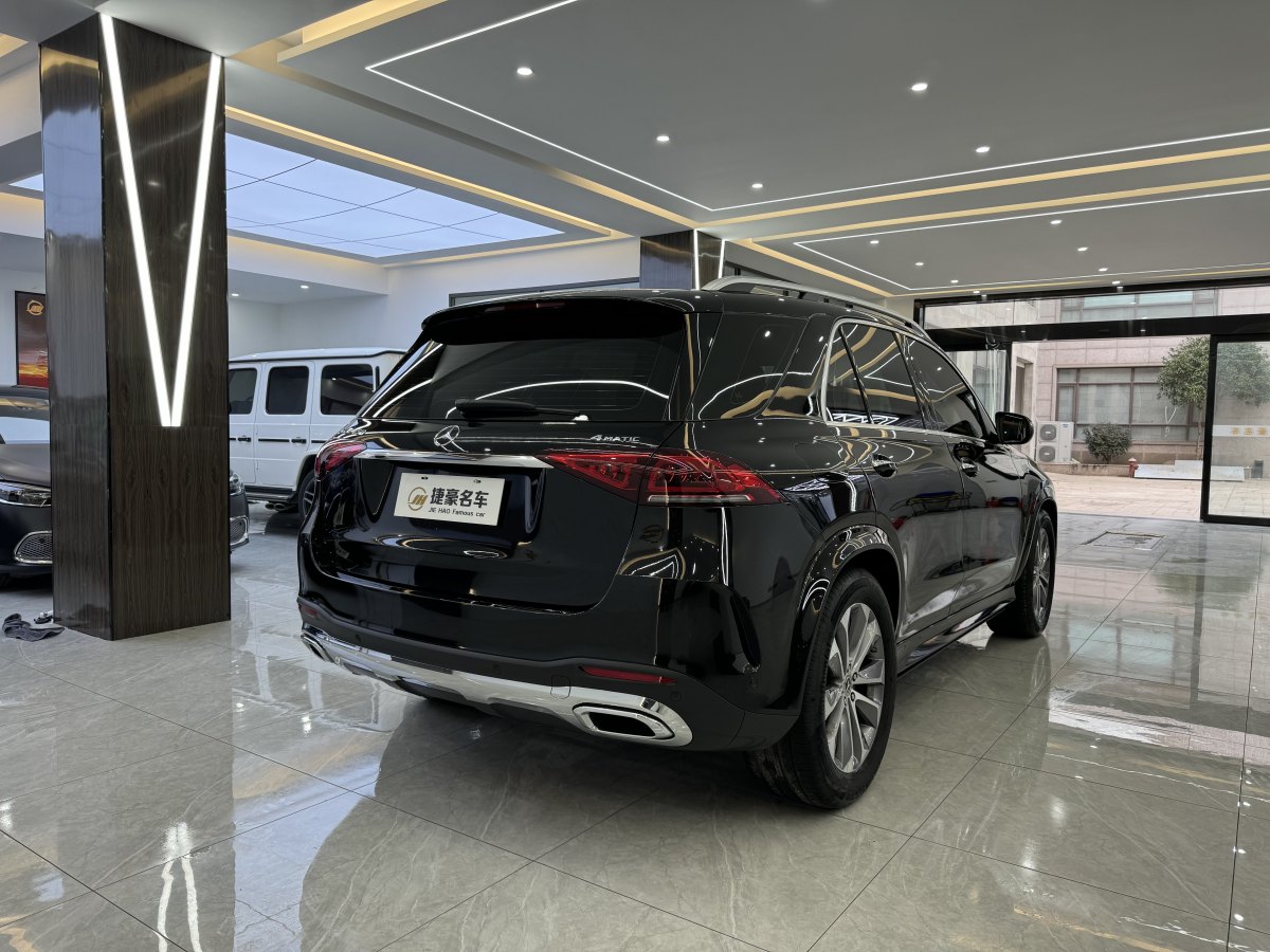 奔馳 奔馳GLE  2022款 改款 GLE 350 4MATIC 時(shí)尚型圖片