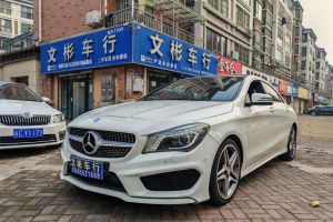 奔驰CLA级 奔驰 CLA 220 4MATIC