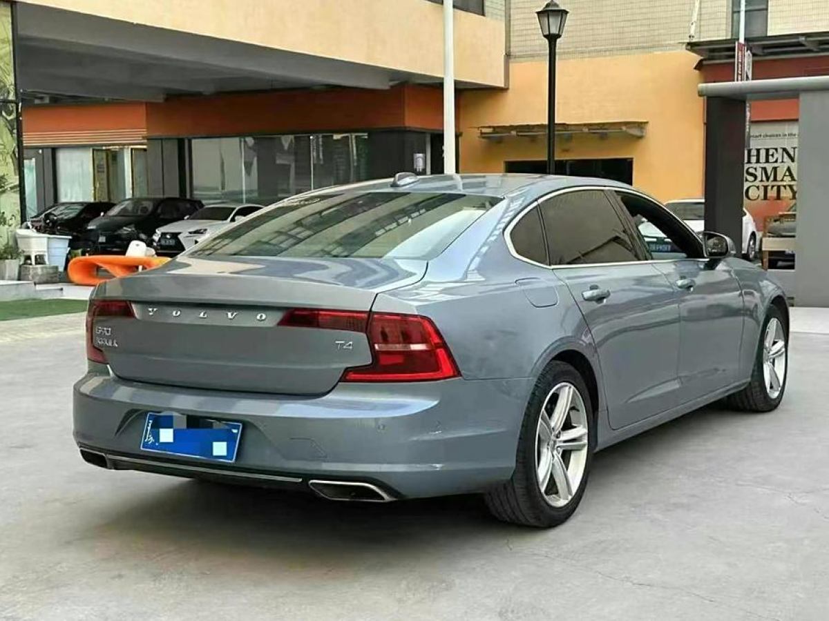 沃爾沃 S90  2017款 T4 智遠(yuǎn)版圖片