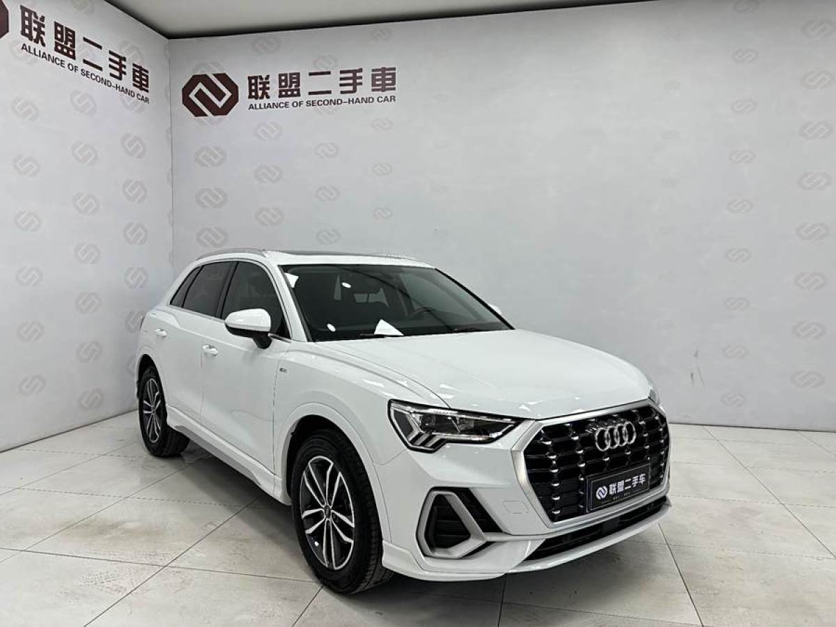 奧迪 奧迪Q3  2022款 35 TFSI 進(jìn)取動(dòng)感型圖片