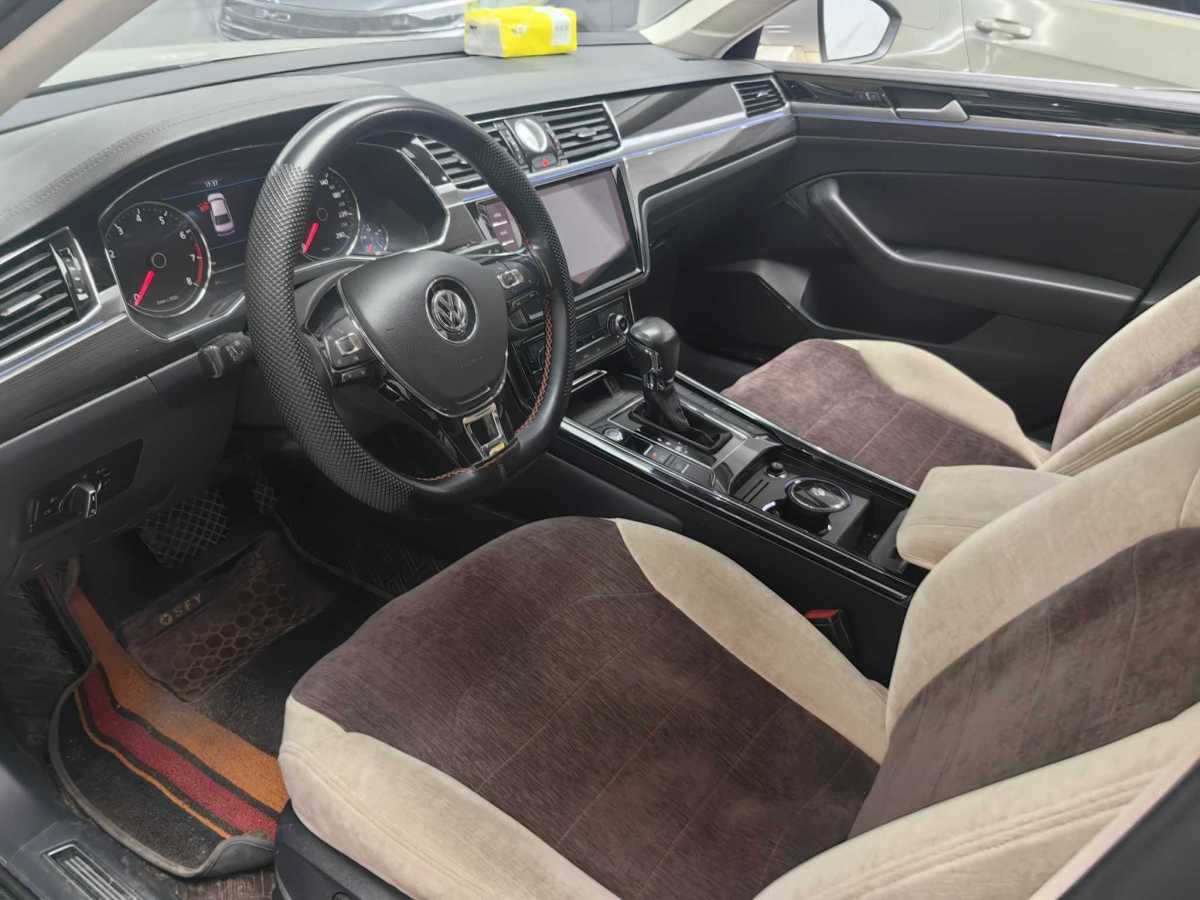 大眾 輝昂  2018款 改款 380TSI 兩驅(qū)商務(wù)版圖片