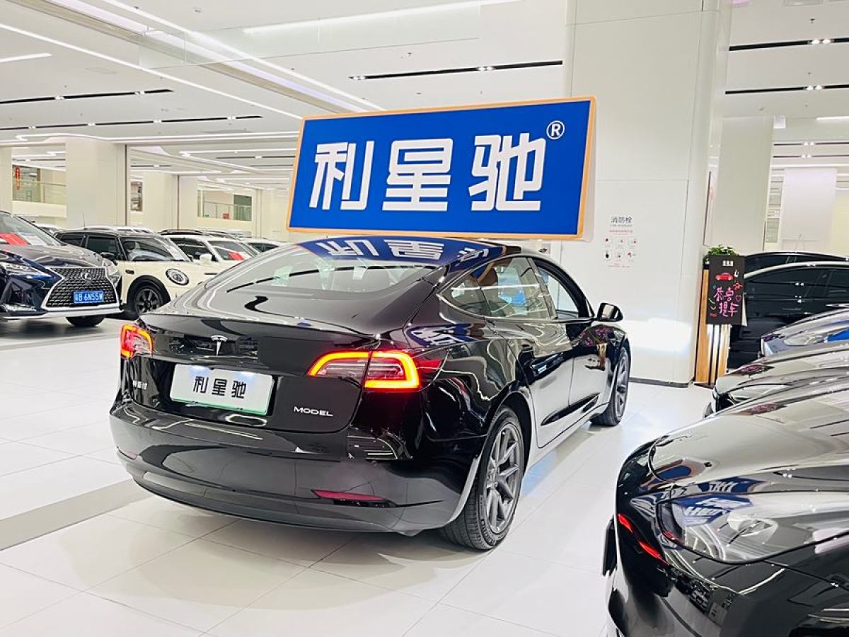 特斯拉 Model 3  2022款 改款 后輪驅動版圖片