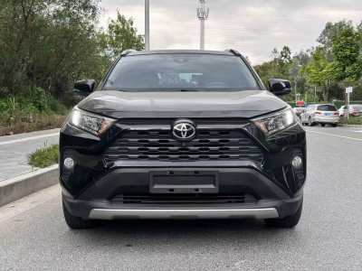 2022年4月 豐田 RAV4 榮放 2.0L CVT兩驅(qū)風(fēng)尚版圖片