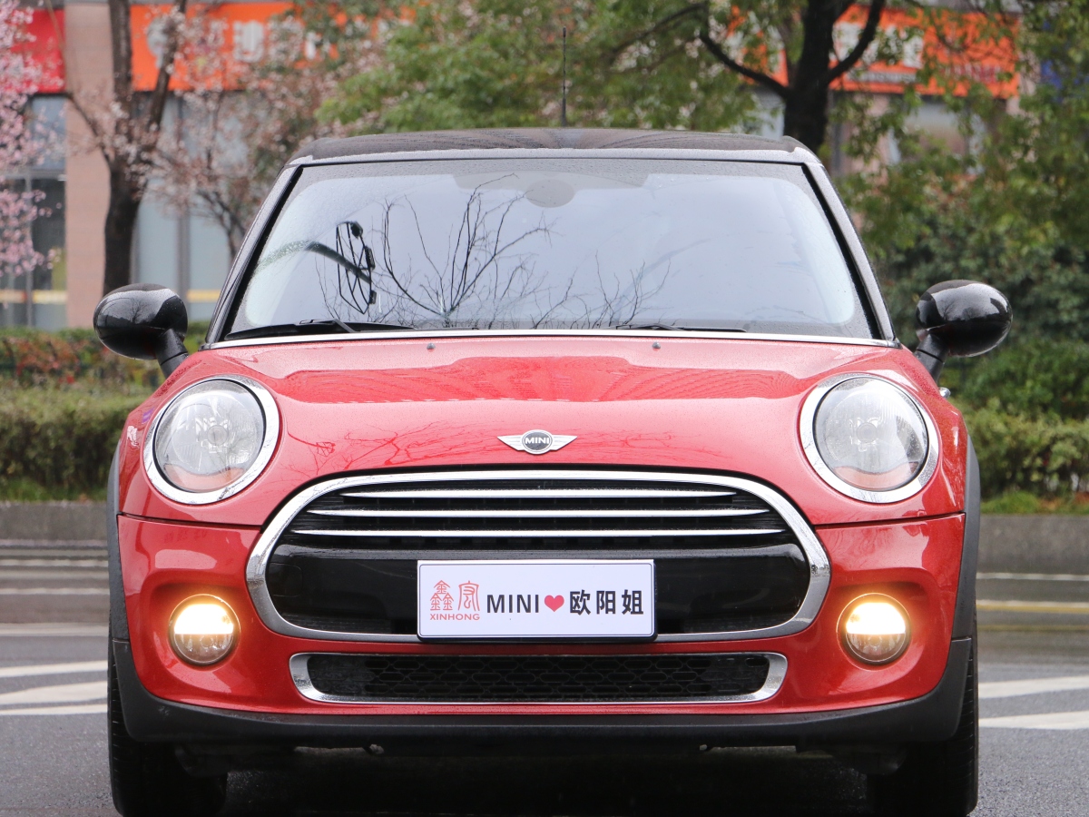 2015年8月MINI MINI  2015款 1.5T COOPER Fun 五門版