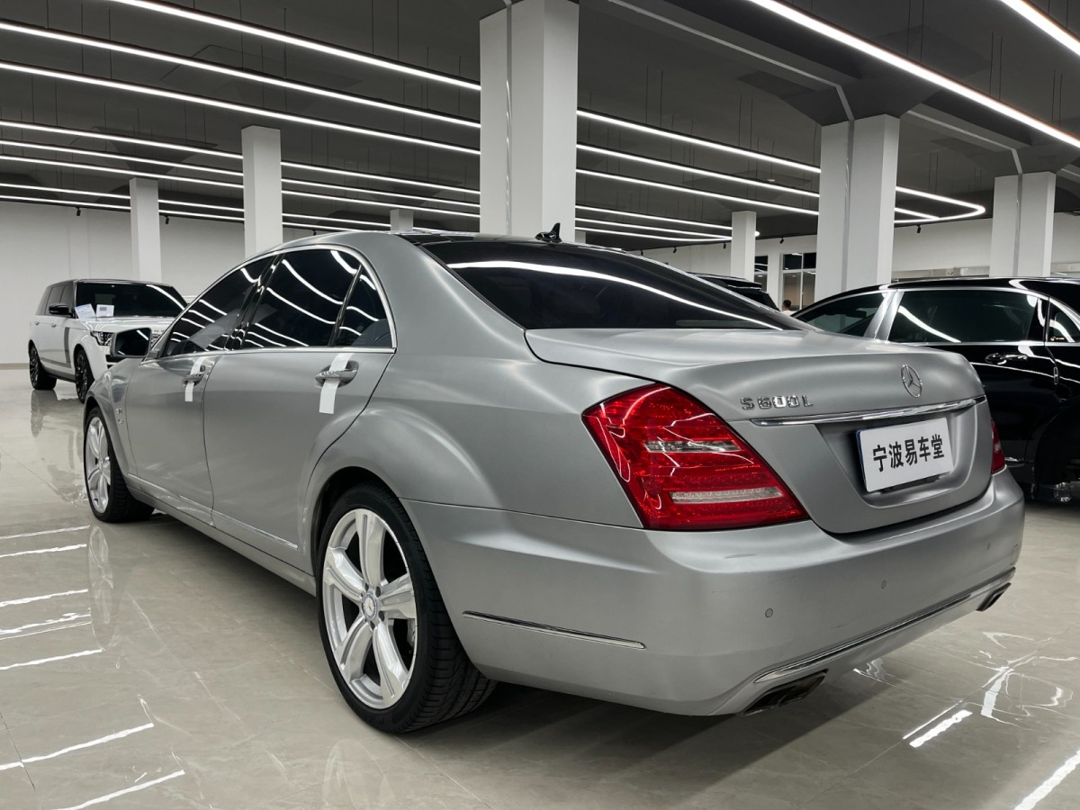 2015年9月奔馳 S600L Grand Edition designo