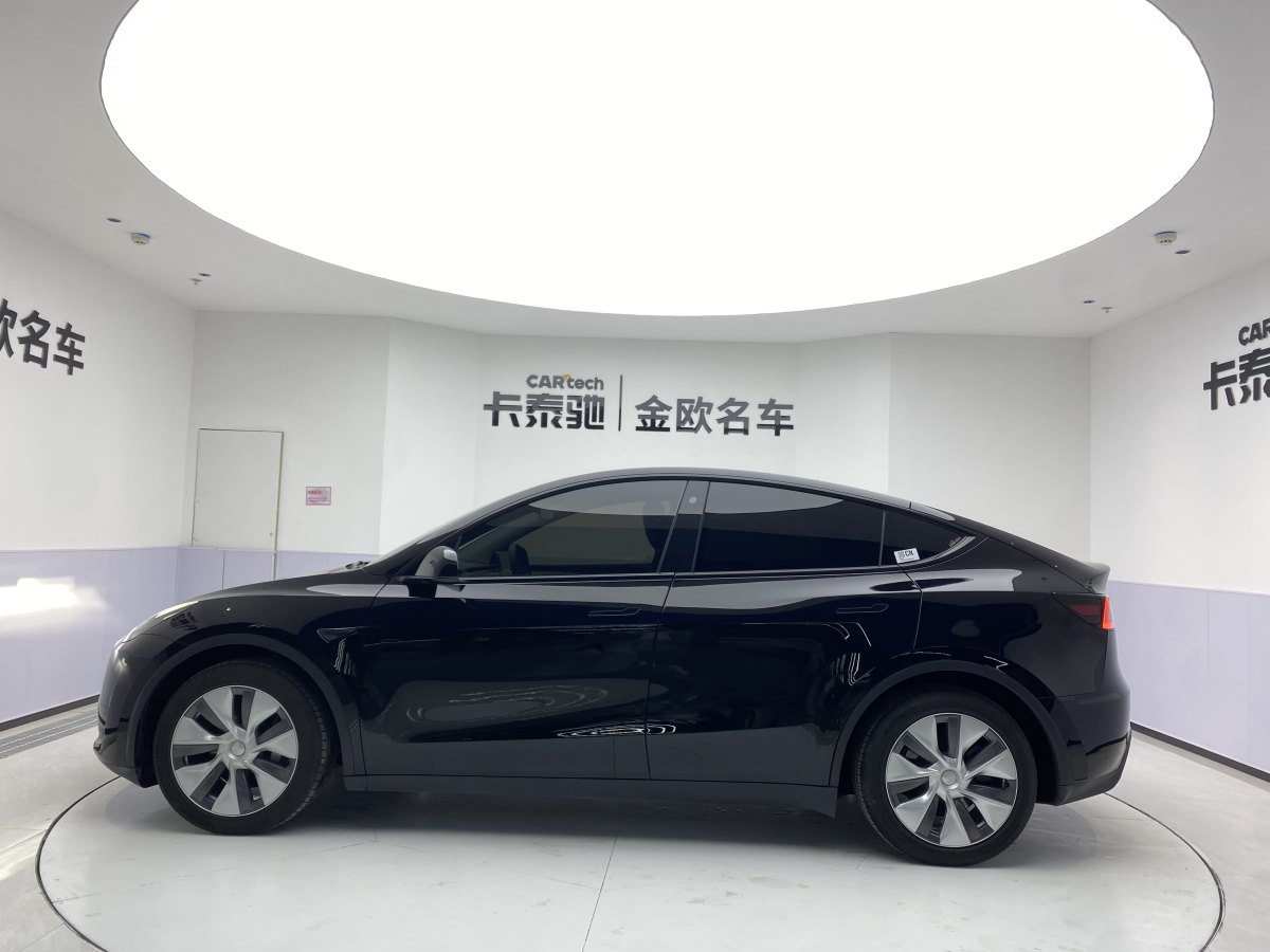 特斯拉 Model Y  2022款 后輪驅(qū)動(dòng)版圖片