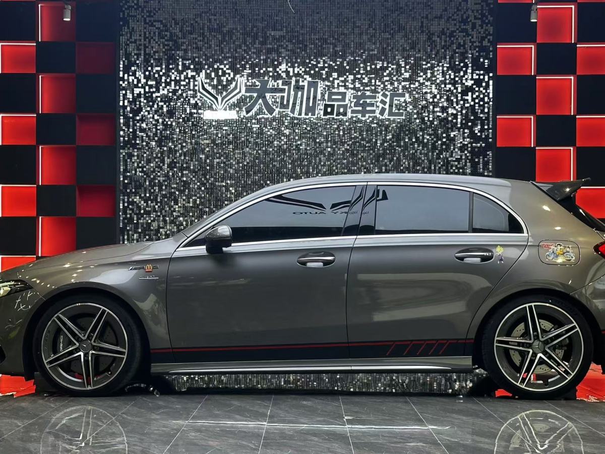 2022年1月奔馳 奔馳A級(jí)AMG  2022款 AMG A 45 4MATIC+