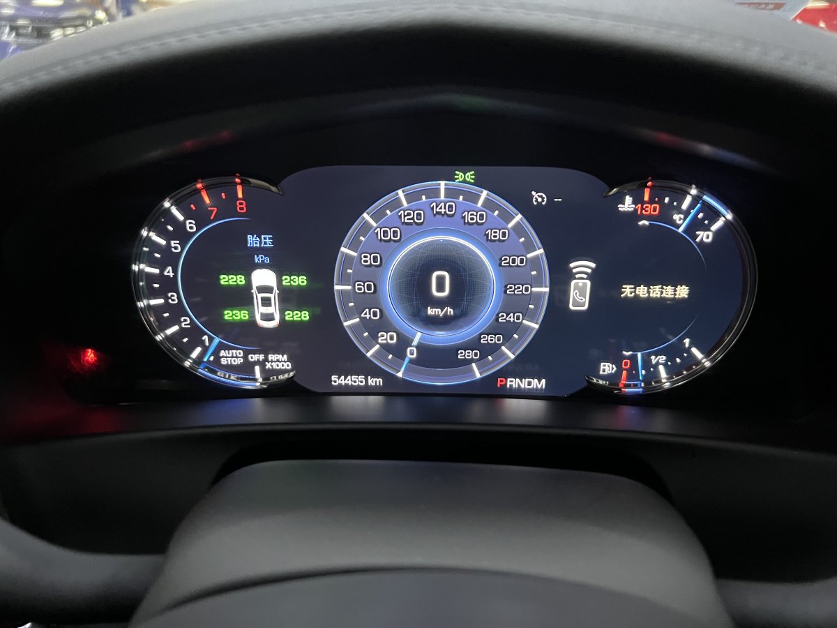 凱迪拉克 CT6  2017款 28T 豪華型圖片