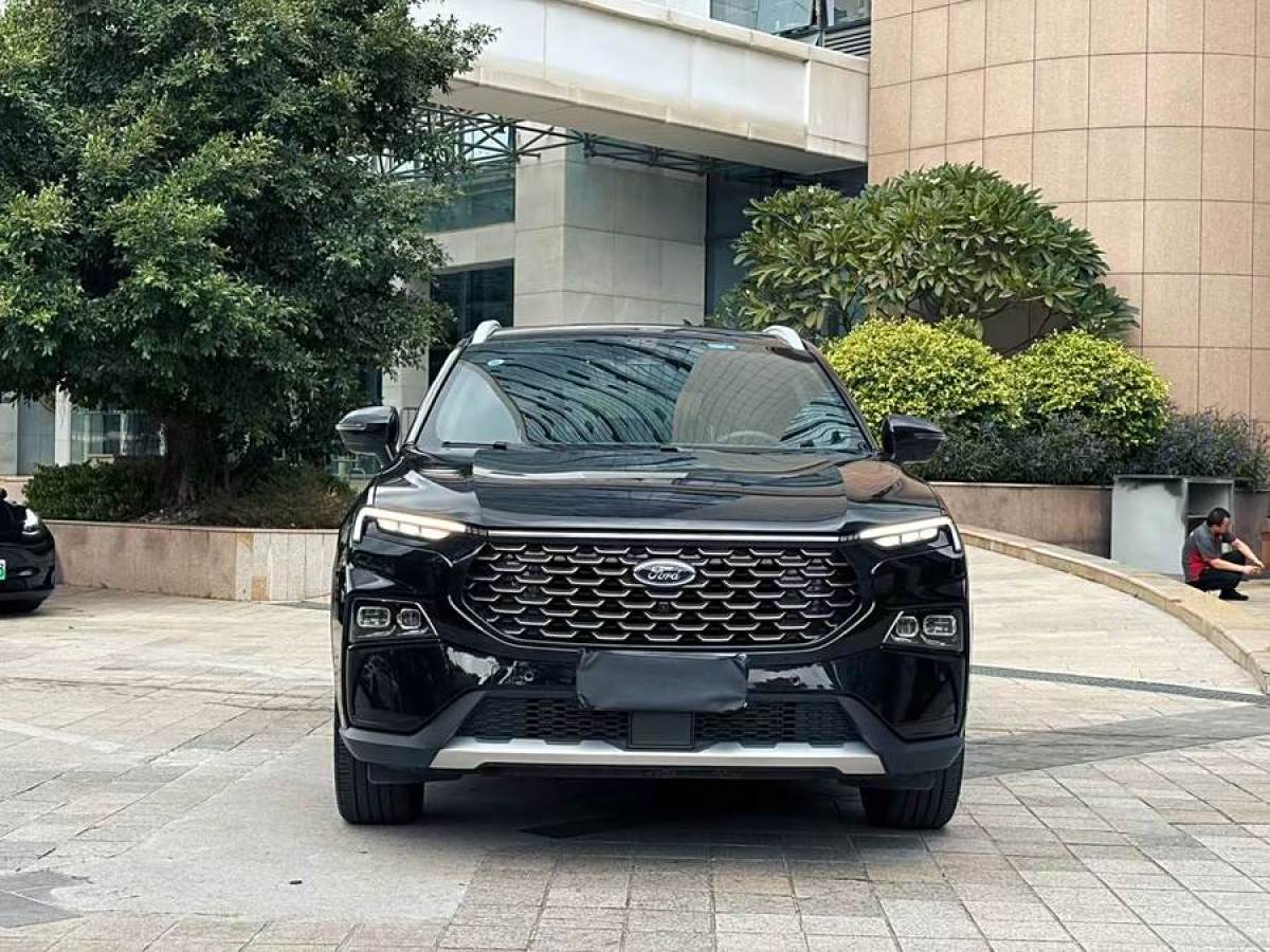 福特 領(lǐng)睿  2022款 EcoBoost 170 鉑領(lǐng)型圖片