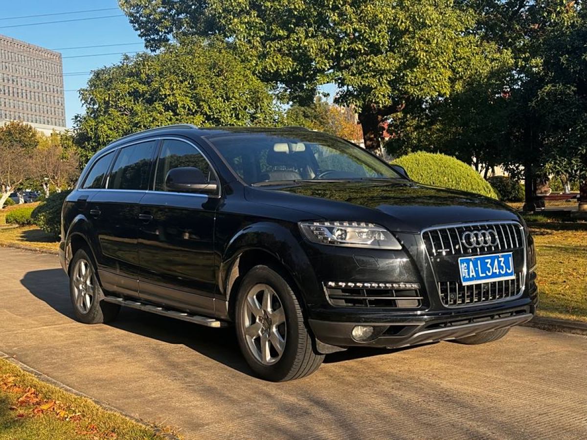 奧迪 奧迪Q7  2014款 35 TFSI 進(jìn)取型圖片