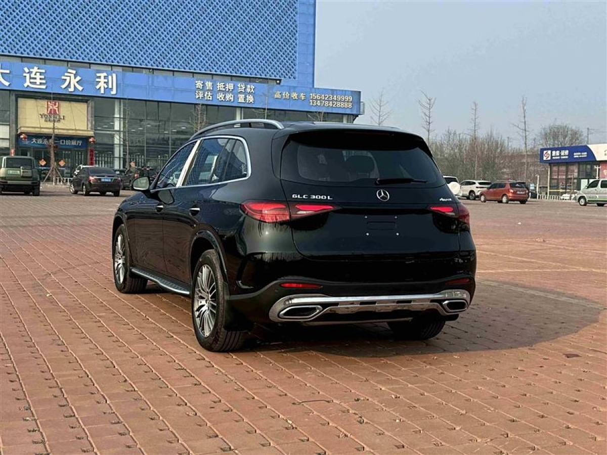 2023年10月奔馳 奔馳GLC  2024款 改款 GLC 300 L 4MATIC 動感型 5座