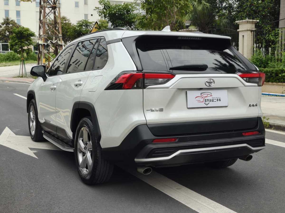 2021年8月豐田 RAV4  2018款 榮放 2.0L CVT兩驅(qū)風(fēng)尚版