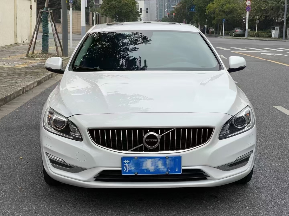 沃爾沃 S60L  2018款 T3 智進進取版圖片