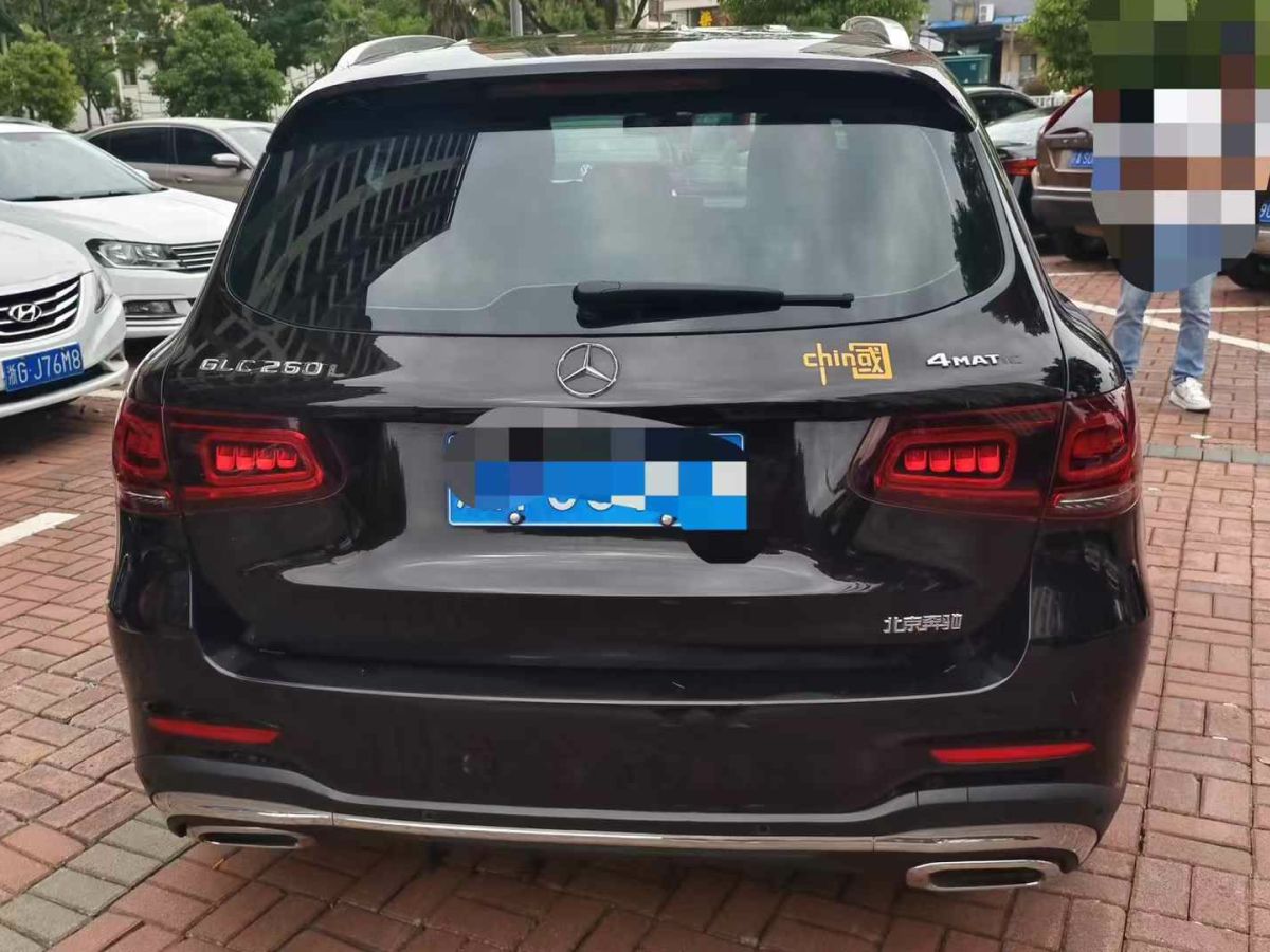 奔馳 V級(jí)  2020款 V 260 L 長(zhǎng)軸距豪華版圖片