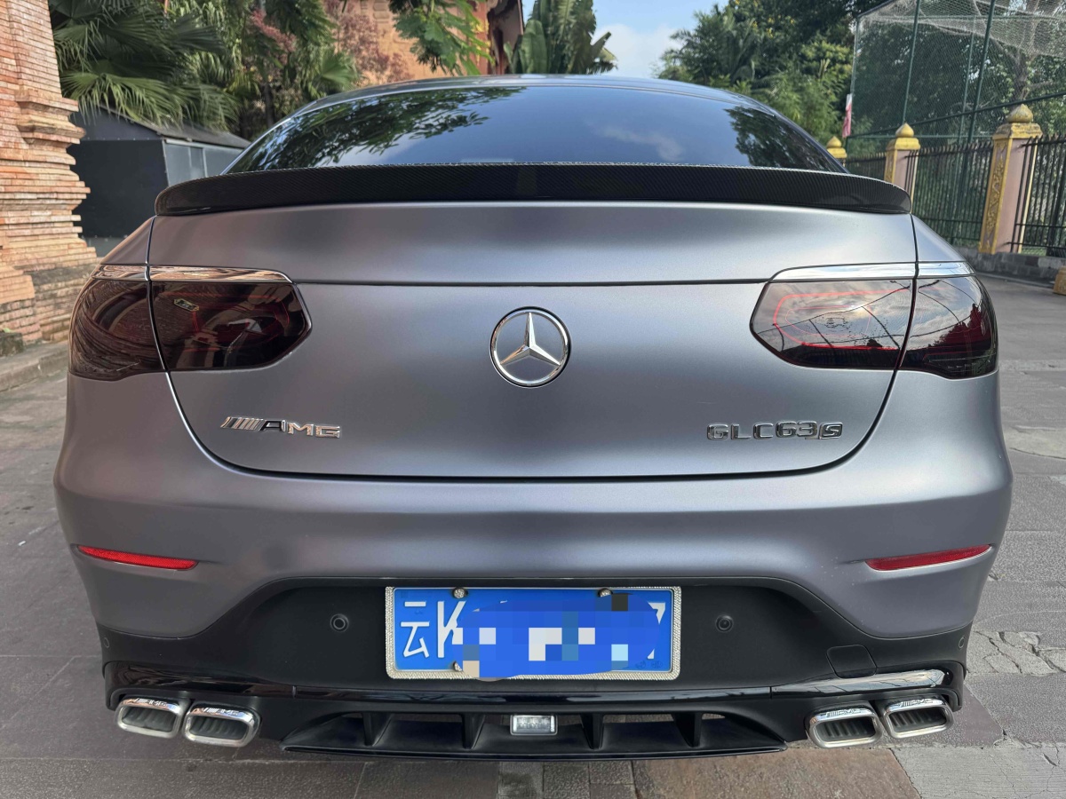 2020年5月奔馳 奔馳GLC  2023款 GLC 300 4MATIC 轎跑SUV