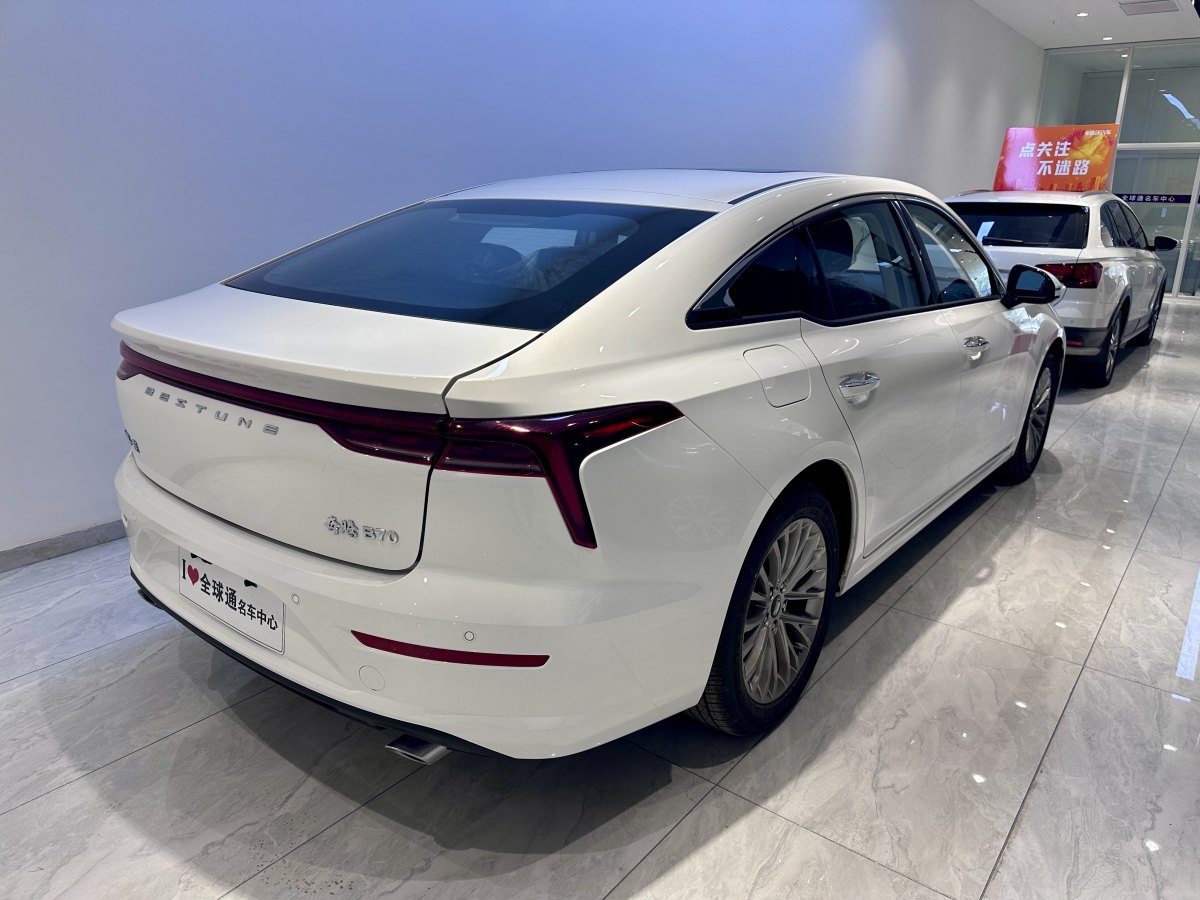 奔腾 B70  2022款 1.5T 自动悦享型图片