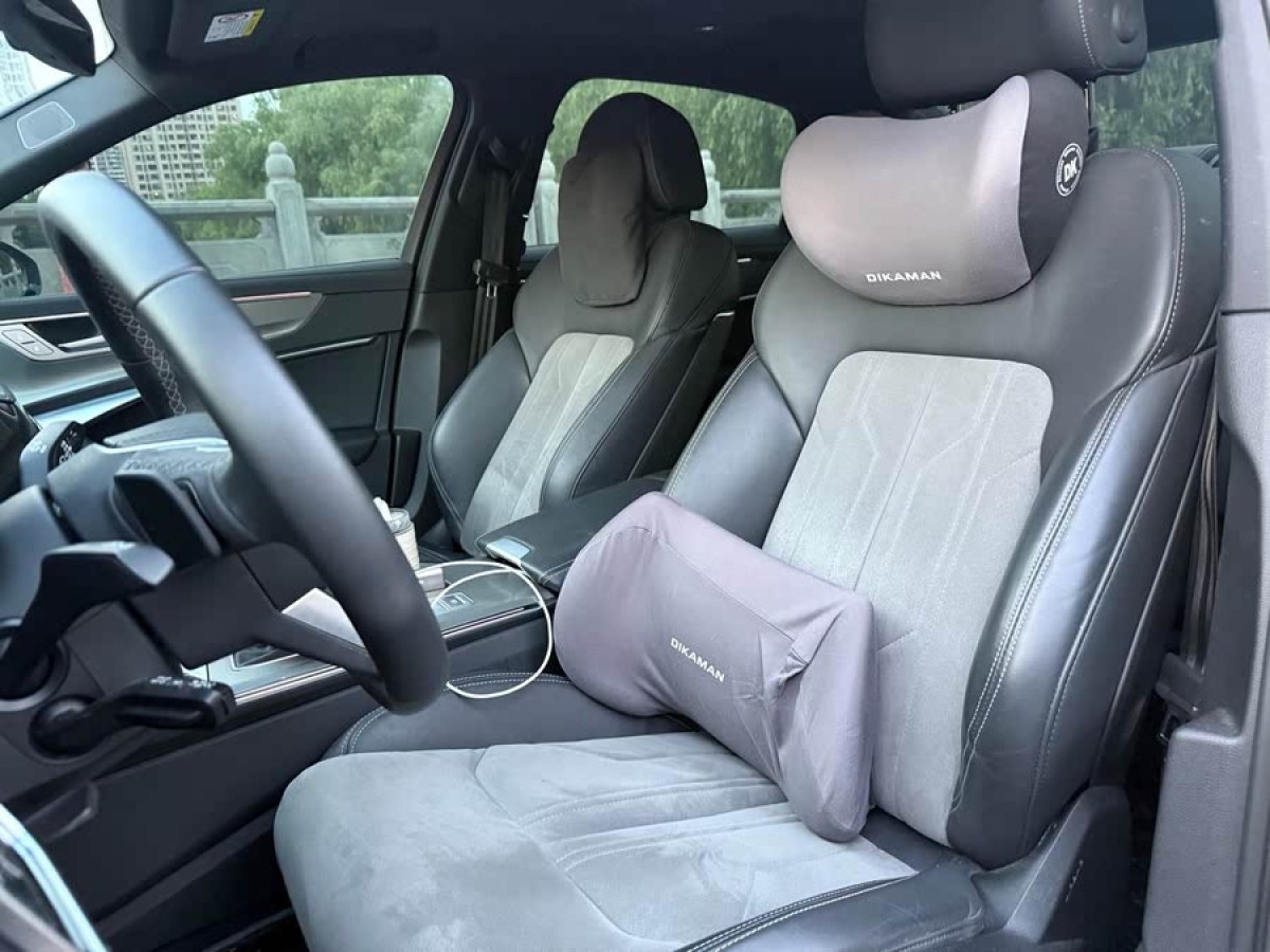 奧迪 奧迪A6L  2023款 改款 45 TFSI quattro 臻選動感型圖片