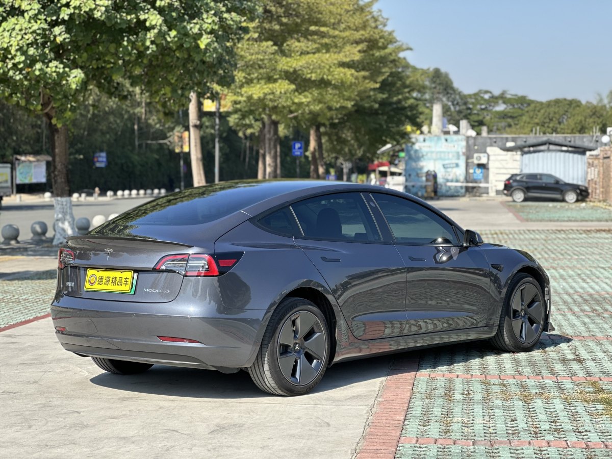 特斯拉 Model Y  2022款 改款 后輪驅(qū)動(dòng)版圖片