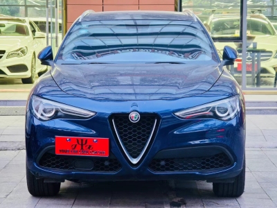 2019年4月 阿爾法·羅密歐 Stelvio 2.0T 200HP 豪華版圖片